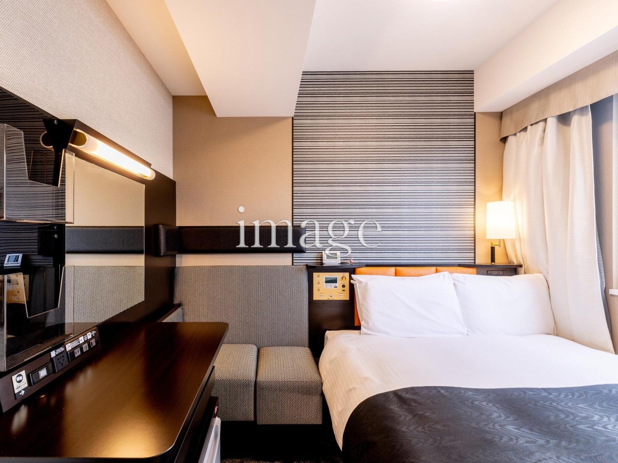 Apa Hotel Niigata Tsubamesanjo Ekimae Exterior foto